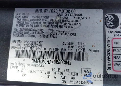 2011 Mercury Milan z USA, uszkodzony, nr VIN 3MEHM0HA7BR603842